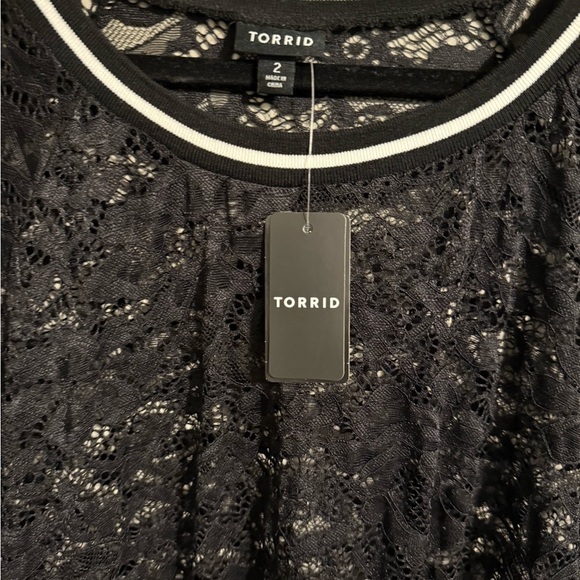 Black Lace Top with White Trim - Picture 2 of 3